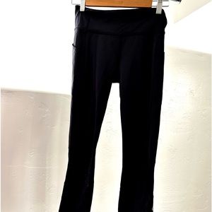 Lululemon black 3/4 length leggings- Size 4